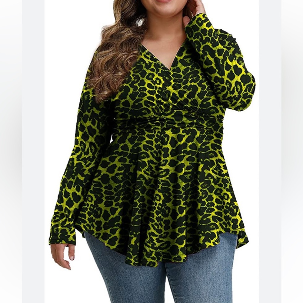 ALLEGRACE Plus Size Tunic Women Long Sleeve Leopard Print Tops Pleated Casual V